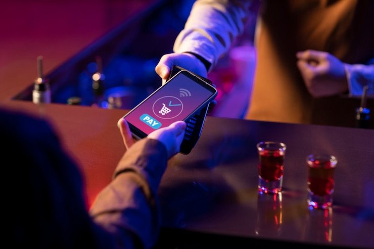 Panel kontrol Mega Sevens menunjukkan opsi Turbo Mode, Auto Spin, dan statistik real-time